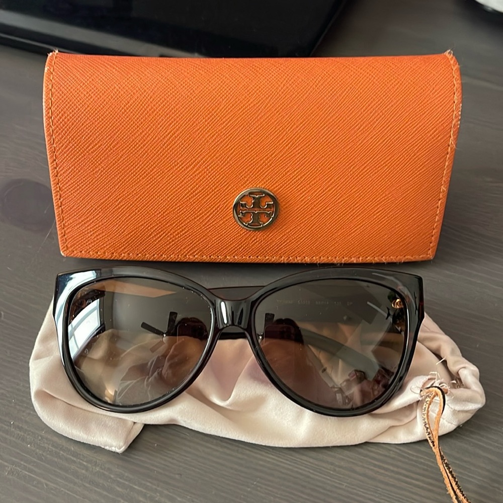 Tory Burch Cat Eye (butterfly) Sunglasses